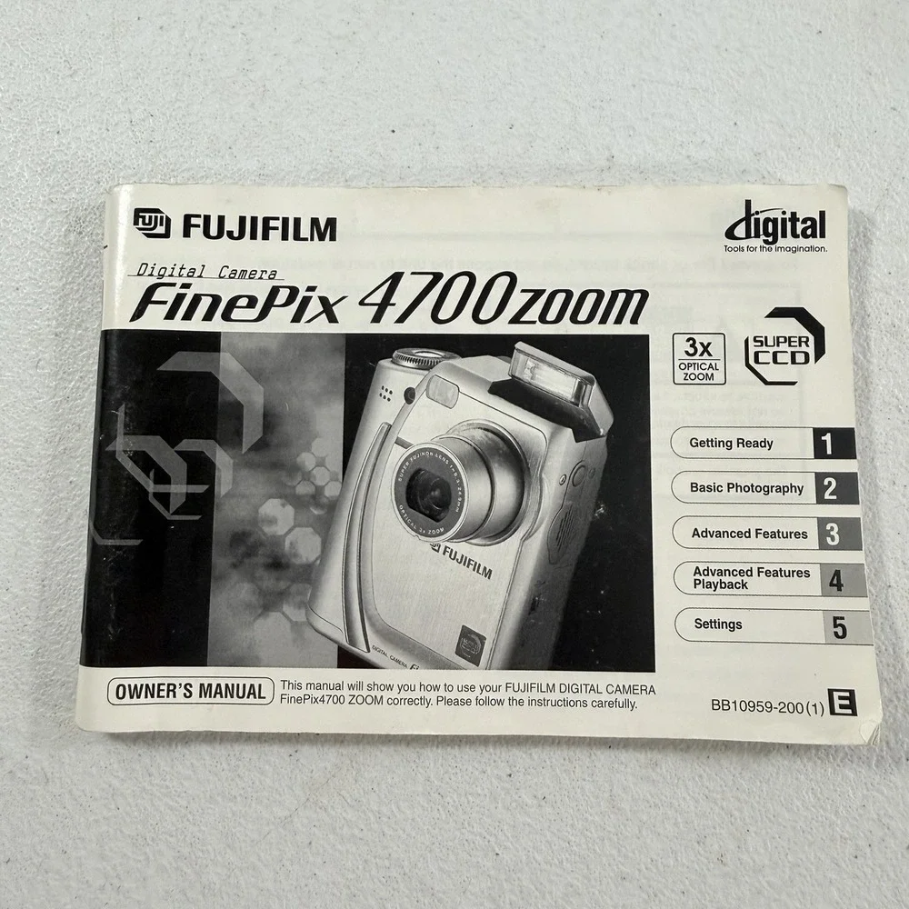 FUJIFILM FinePix‎ Digital Camera 4700 Zoom Owners Instruction Manual